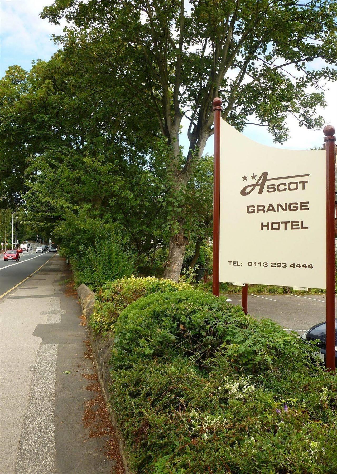 Ascot Grange Hotel - Voujon Resturant Leeds  Bagian luar foto